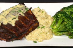 Shirleys-Cafe-meat-dinner3